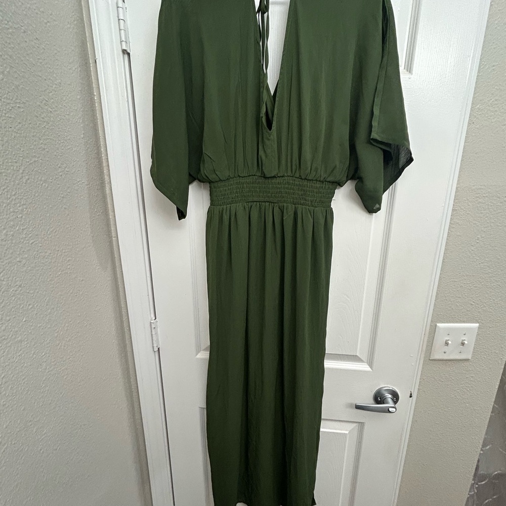 VENUS Deep Green Long Sleeve Dress